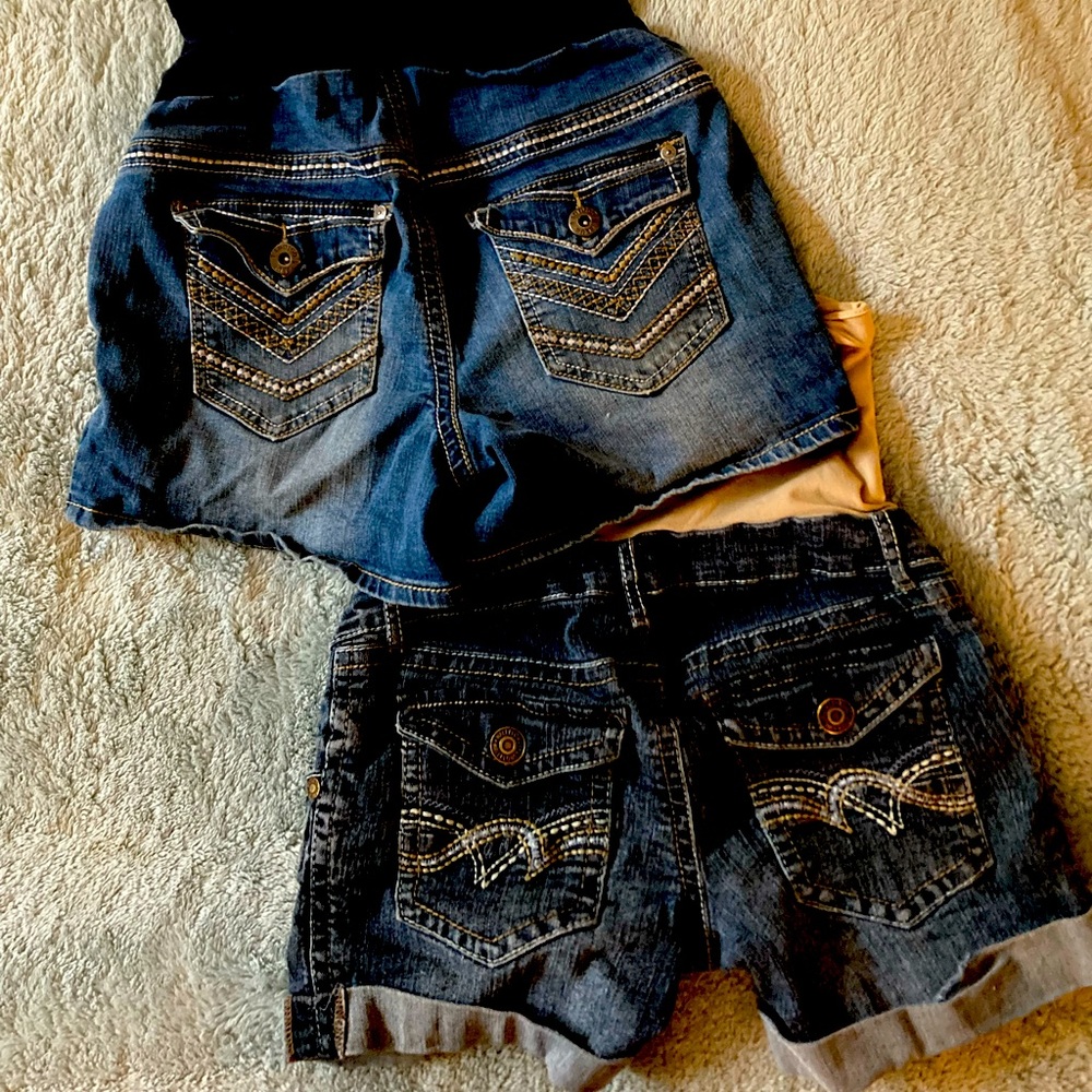 Maternity jean short bundle size small.